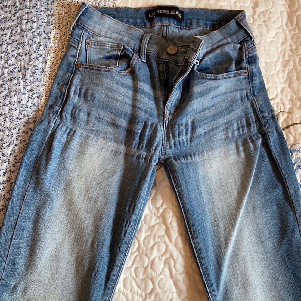 Express light wash jeans